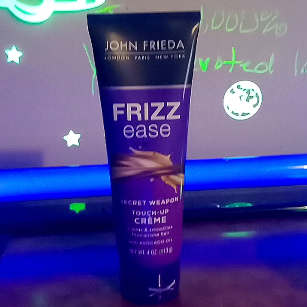 John Frieda New unopened FRIZZ EASE Secret Weapon touch up creme